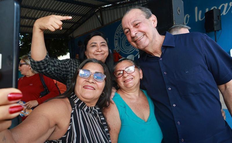 Omar Aziz cumpre compromisso com agentes comunitários de saúde e PEC avança no Senado