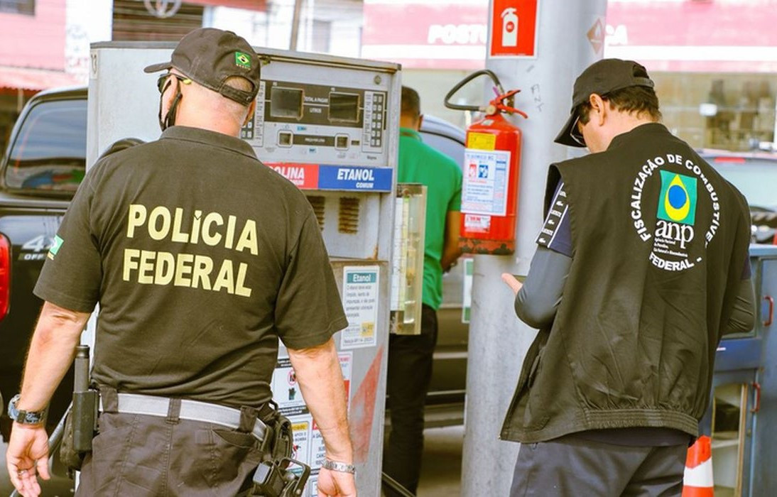 Operação da PF investiga alta de combustíveis em 11 estados e no DF