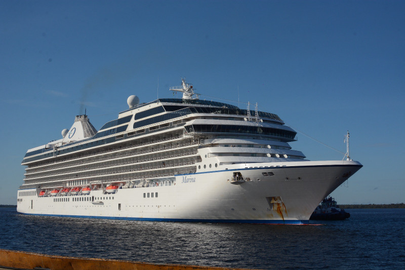 Maior cruzeiro da temporada chega a Manaus com mais de 1,8 mil visitantes