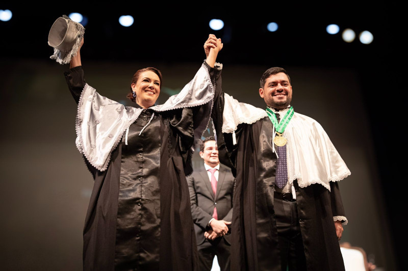 André Zogahib e Katia Couceiro são empossados nos cargos de reitor e vice-reitora da UEA