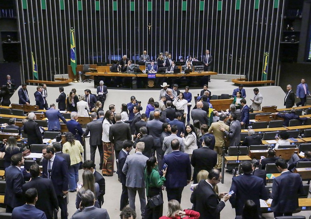 Câmara aprova Medida Provisória com novas regras para seguro-defeso