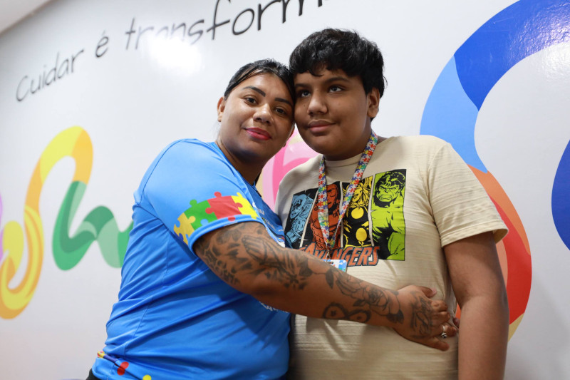 ‘Fico muito feliz por ter esse espaço’, diz mãe atípica sobre inauguração do Centro de Atenção Integral Juventude TEA