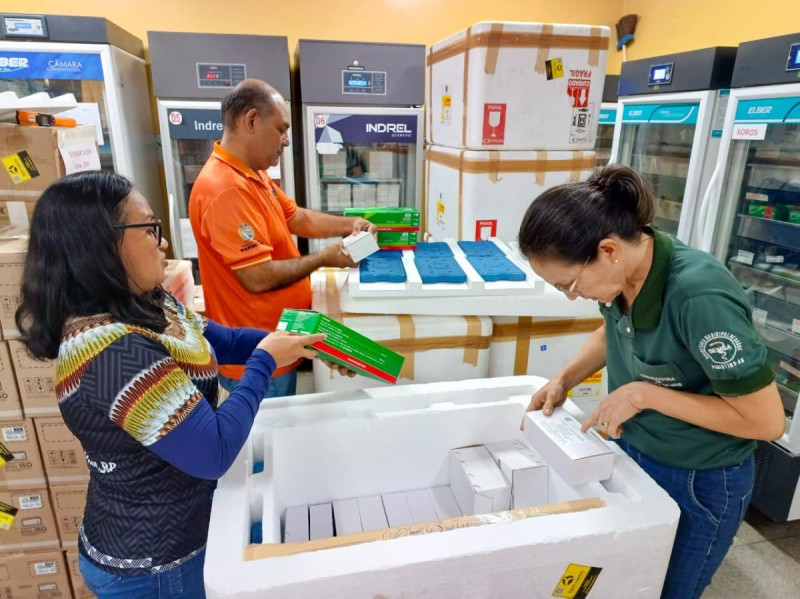 Município de Parintins intensifica vacinação com distribuição de doses para rede de Saúde
