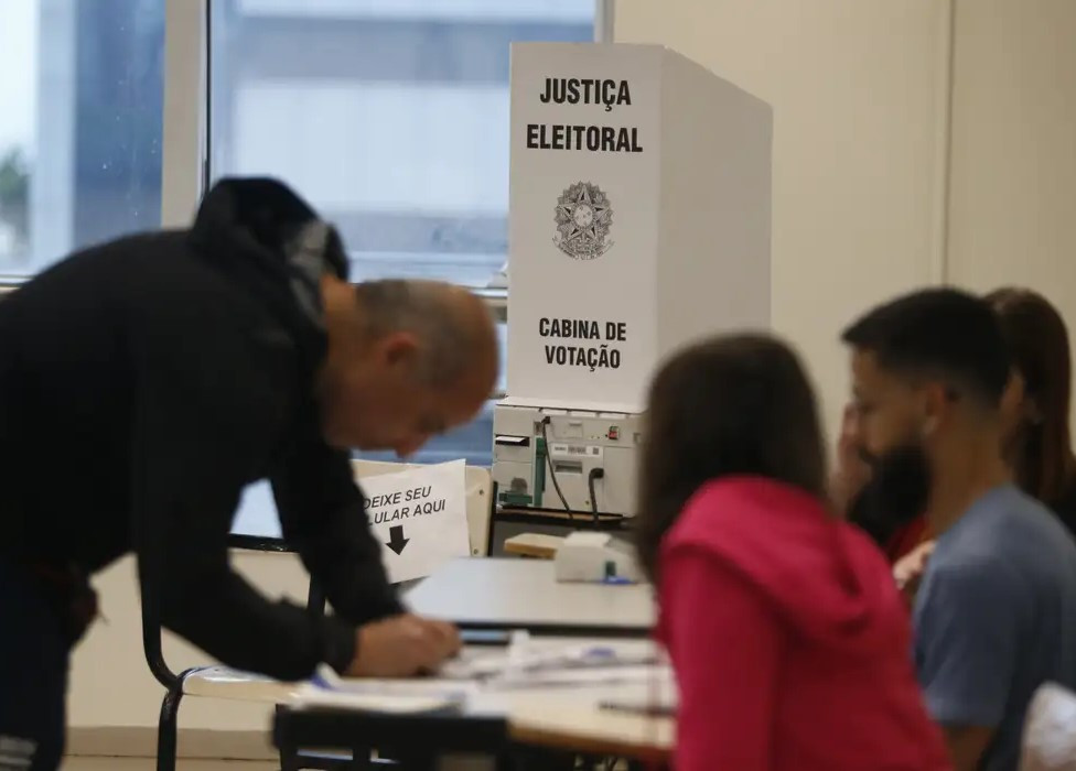 Número de eleitores com mais de 60 anos cresceu 74%, aponta pesquisa