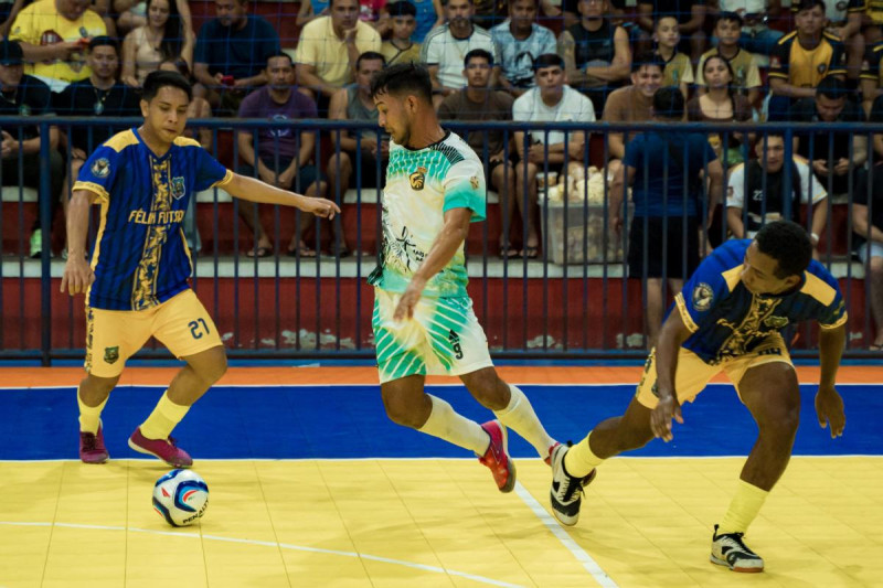 Cerimônia de abertura e três jogos dão início a 5ª edição da Copa Seo Jovem de Futsal