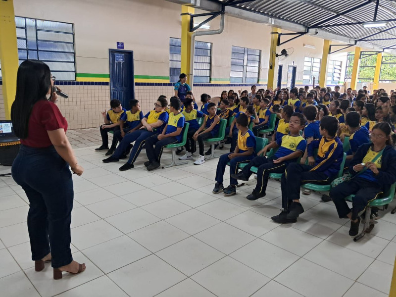 Campanha de Combate ao Bullying 2026 é intensificada nas escolas da rede estadual em Parintins