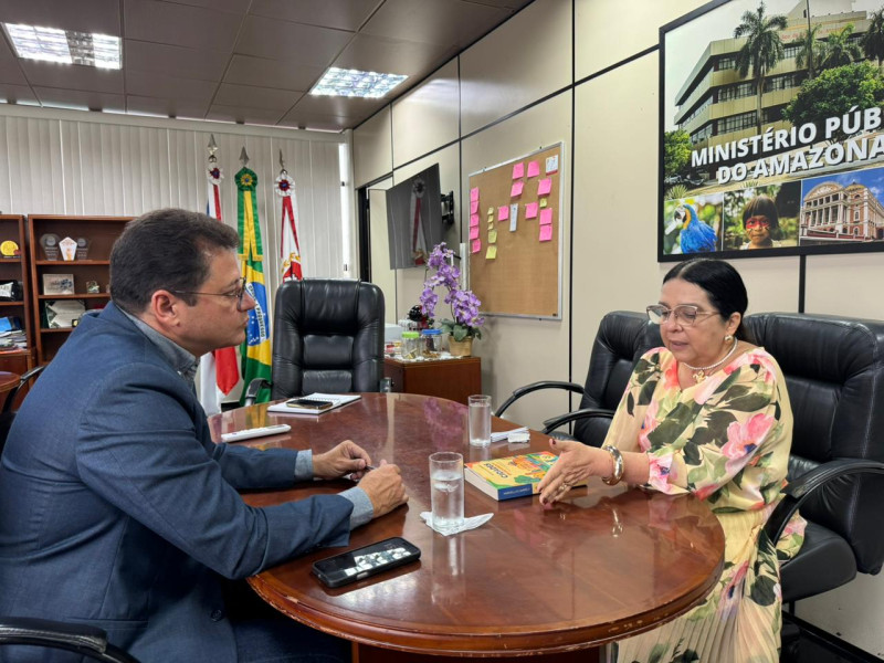 Em visita ao MPE, Marcellus Campêlo apresenta balanço de gestão