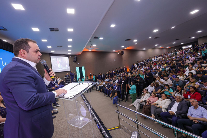 Governador interino Roberto Cidade destaca Feclam como instrumento de fortalecimento das Casas Legislativas do Amazonas