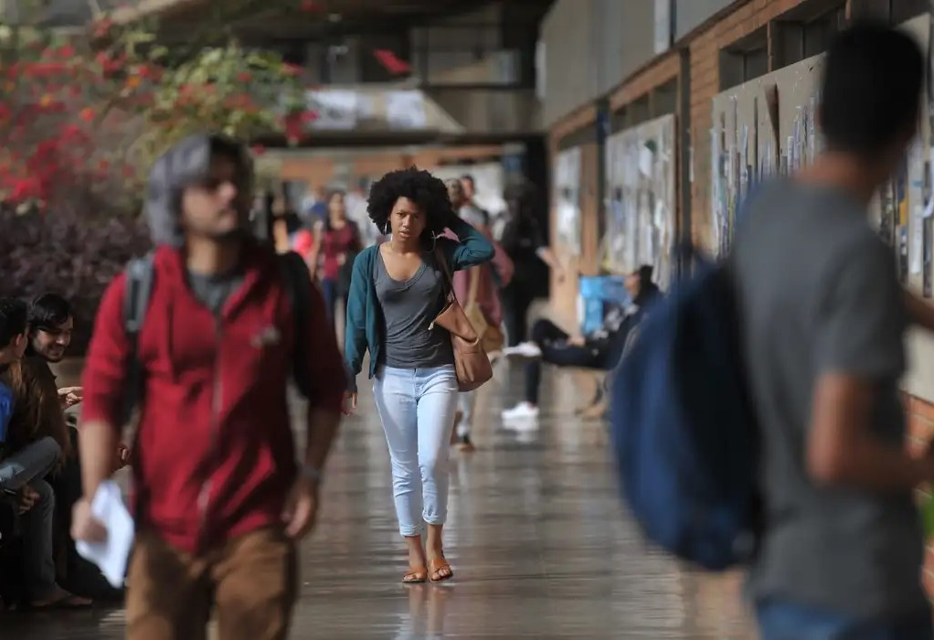 Pesquisadores defendem caminhos para gestão pública antirracista