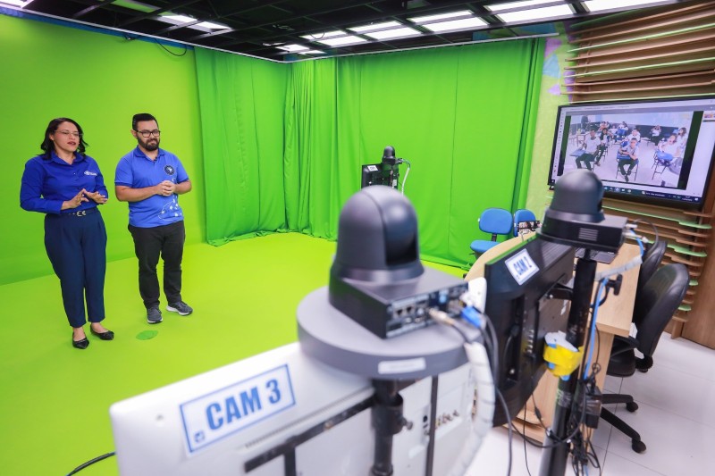 Dia da Educação: Por meio da tecnologia, Governo do Amazonas leva ensino de qualidade a comunidades remotas