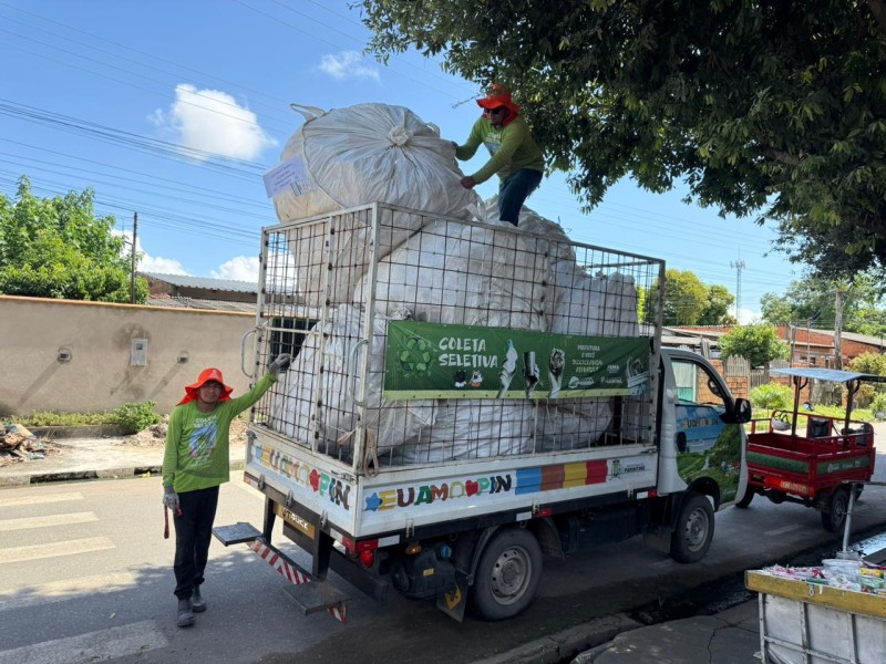 Prefeitura de Parintins amplia projeto ambiental e envolve redes municipal e estadual na coleta seletiva
