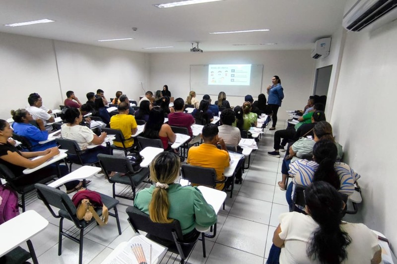 Semed Parintins implanta Programa de Atendimento e Cuidado Educacional