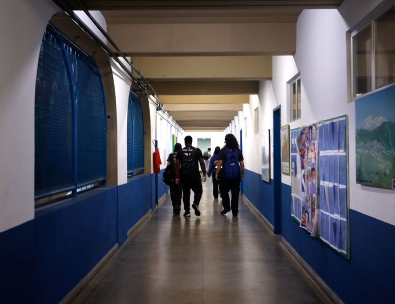 Enfrentamento à violência é desafio para 71,7% dos gestores de escolas