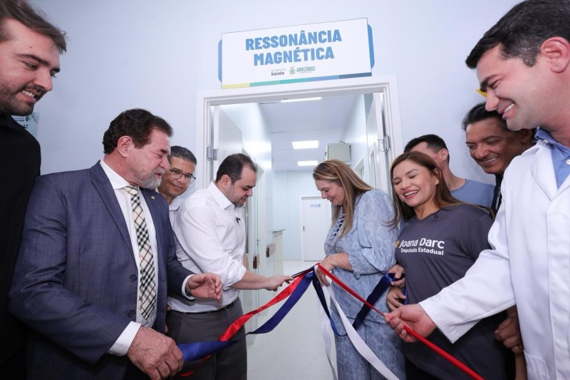 Governador Roberto Cidade moderniza parque tecnológico da saúde com entrega de nova ressonância magnética a Fundação Hospital Adriano Jorge