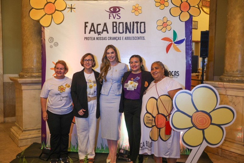 Primeira-dama Thaisa Cidade acompanha apresentação da Orquestra de Câmara em ação de conscientização contra violência sexual infantojuvenil