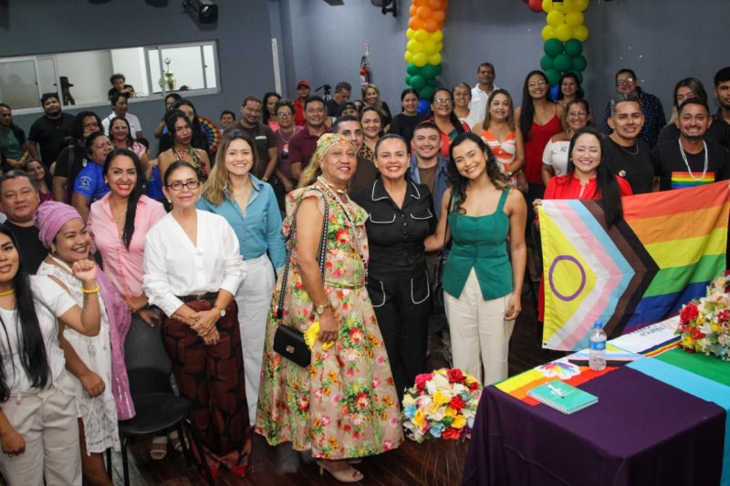 Seminário reforça luta contra a LGBTfobia e destaca políticas de saúde, inclusão social e cidadania