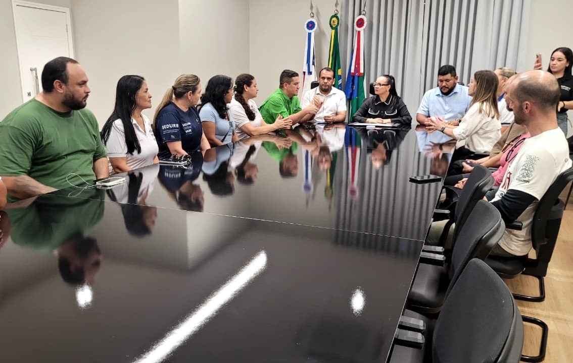 Governo e Prefeitura discutem andamento do Prosai em Parintins