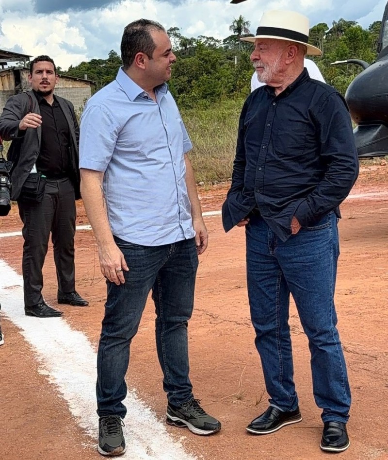 Governador Roberto Cidade recepciona presidente Lula em visita ao Amazonas