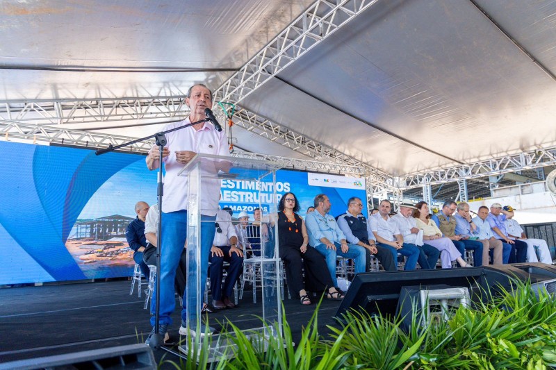 BR-319 avança com assinatura histórica de Lula e Omar destaca mais de R$ 7 bilhões em investimentos para o Amazonas