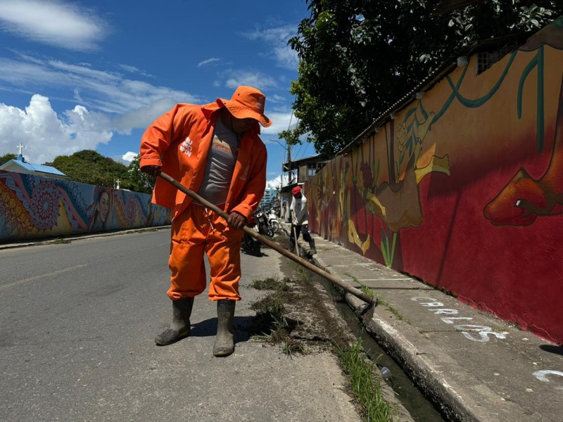 Mutirão de limpeza atende bairros e fortalece cuidados com a cidade