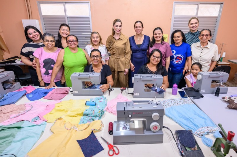 Primeira-dama Thaisa Cidade visita Centro Social São Benedito, contemplado com recursos do FPS para qualificação profissional