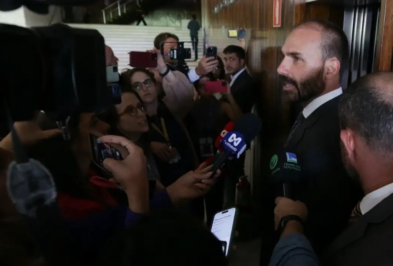 STF condena Eduardo Bolsonaro a inelegibilidade e a 4 anos de prisão