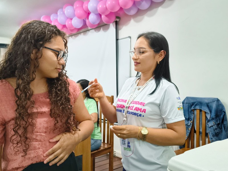Com a chegada do Festival de Parintins, Imunização contra Influenza e Covid-19 é intensificada