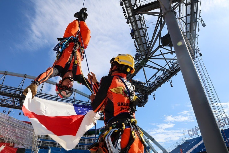 Corpo de Bombeiros realiza simulado de salvamento no Bumbódromo
