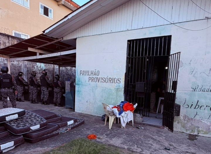 Defensoria do Amazonas acompanha revista em unidade prisional de Parintins