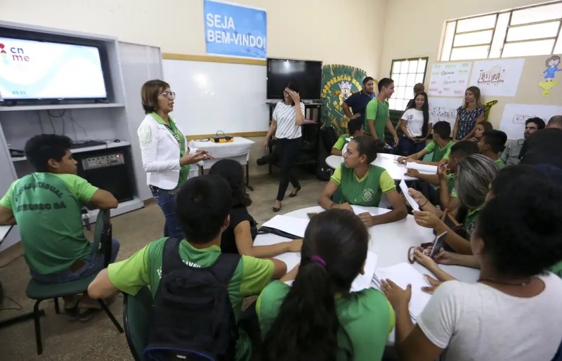 Pé-de-Meia 2026: nascidos em novembro e dezembro recebem 4ª parcela