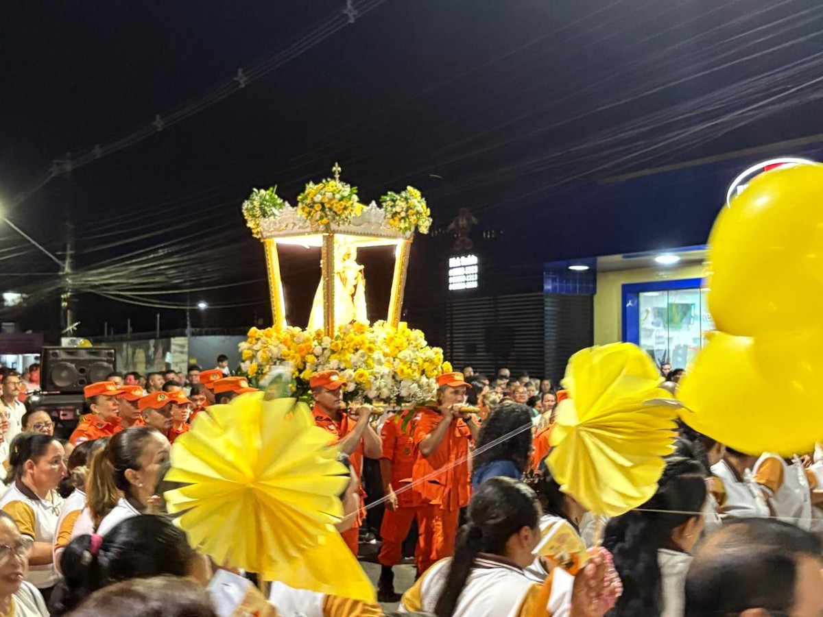 Fé e devoção marcam o início dos festejos da padroeira de Parintins