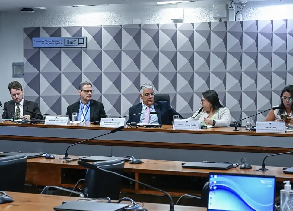 Defensores pedem regras mais rígidas para publicidade das bets