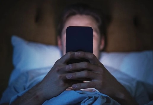 Campanha do Ministério da Saúde orienta sobre riscos das apostas online e atendimento em saúde mental no SUS