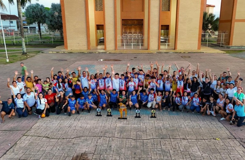 Carreata da Vitória celebra recorde histórico de Parintins nos JEAs 2026