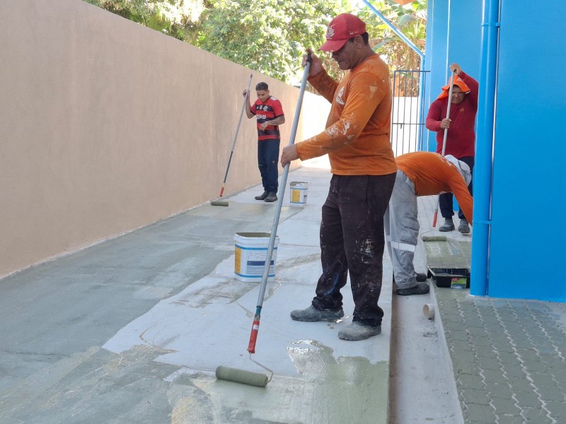 Prefeitura de Parintins reforça estrutura no Distrito do Mocambo para o 21° festival