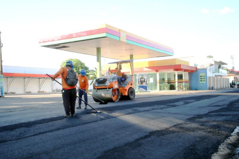 Obras de asfaltamento transformam trecho da Avenida Paraíba