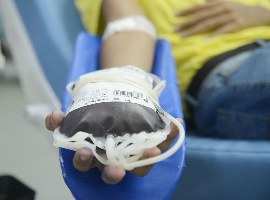 Doação de sangue: espera para quem fez tatuagem e piercing será menor