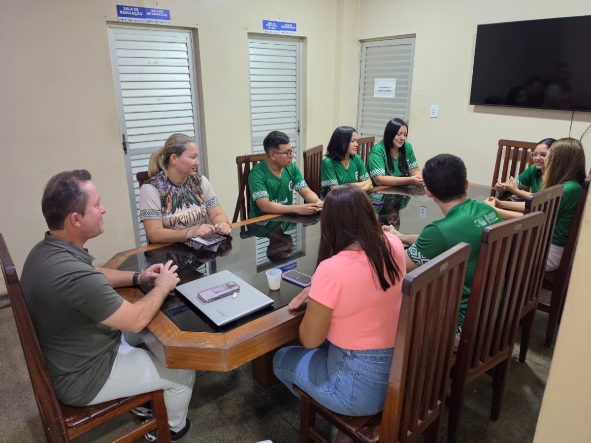 Estudantes de saúde da UEA iniciam estágio rural em Parintins