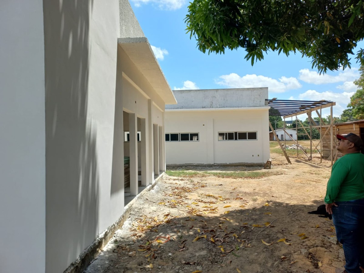 Obra da Unidade Básica de Saúde do Caburi supera 80% de execução