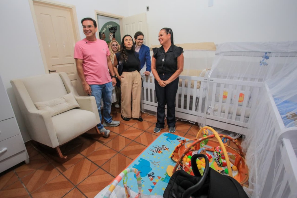 Prefeito Mateus Assayag entrega nova casa do SAICA