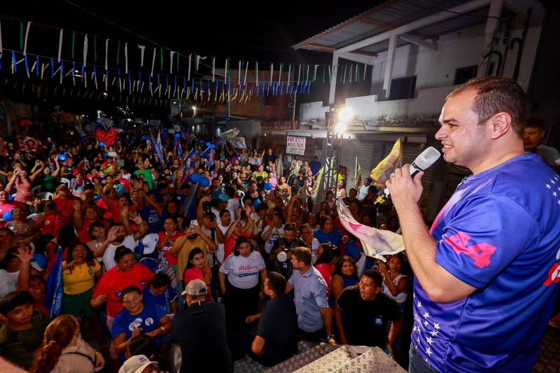 Roberto Cidade e Serafim Corrêa apresentam diretrizes do Plano de Governo em Manaus