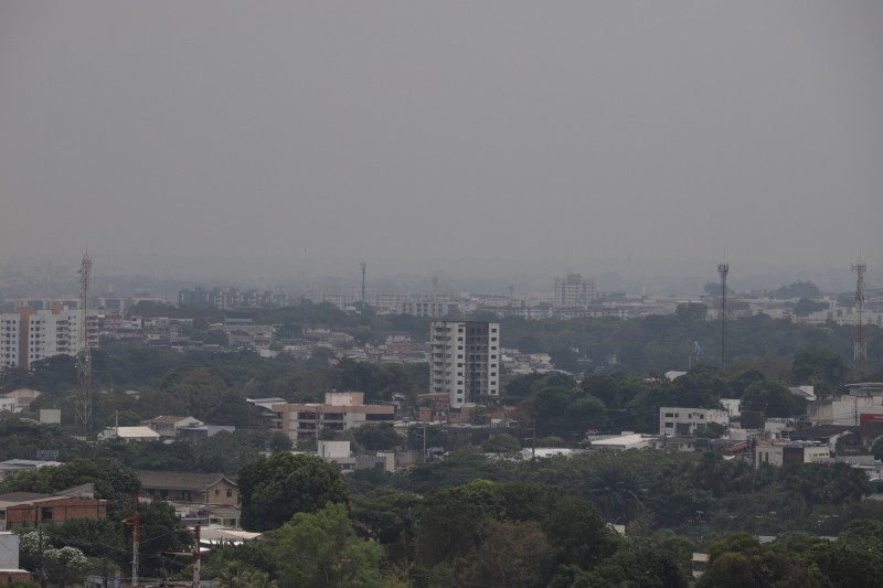 Fumaça encobre Manaus e Defensoria cobra medidas contra efeitos das queimadas