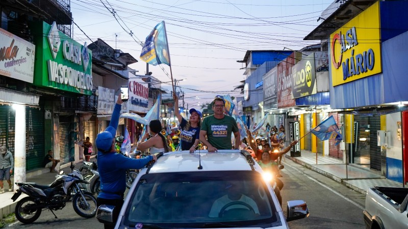 Marcellus Campêlo e a caravana da União Progressista são recebidos por multidão em Parintins