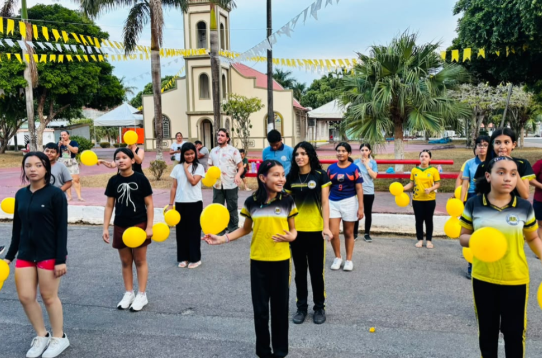 Adolescentes de Parintins participam da ação do NUCA do Setembro Amarelo