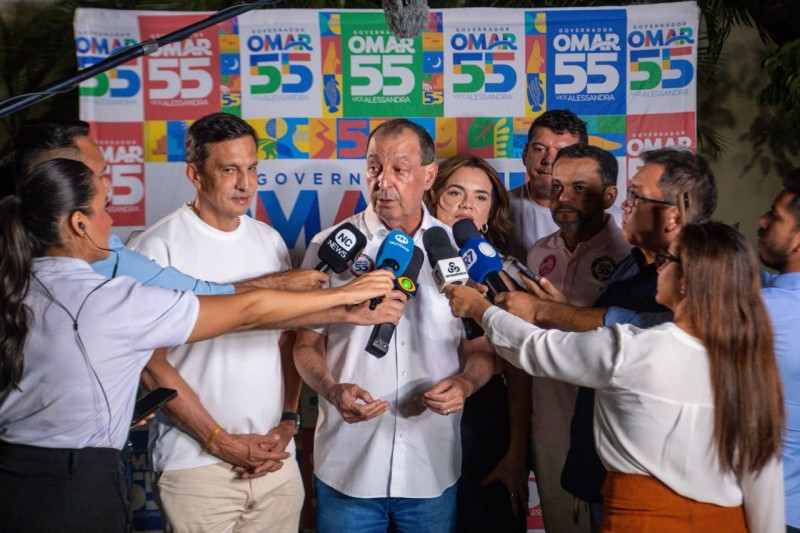 Omar chega ao segundo turno na liderança e diz que campanha seguirá focada em propostas