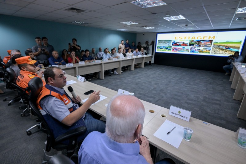 Amazonas intensifica combate às queimadas após registrar mais de 4,3 mil focos de calor