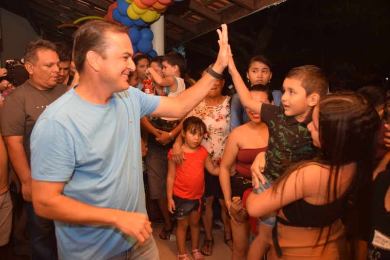Parintins celebra 174 anos começando por quem representa o futuro: as crianças