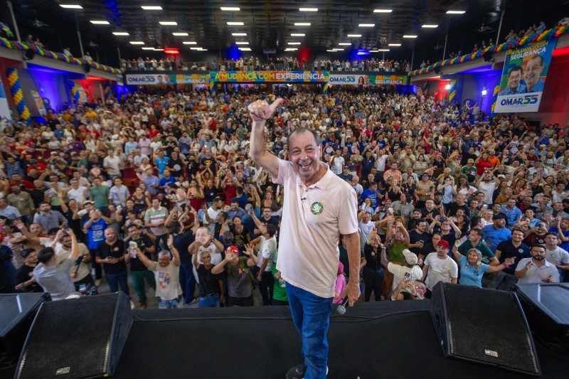 Omar Aziz defende fim da escala 6x1 e redução da jornada de trabalho sem corte salarial