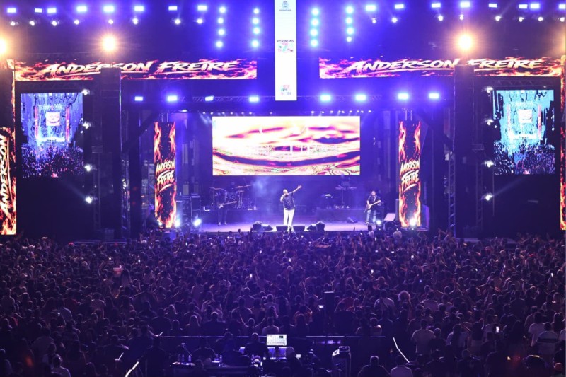 Show de Anderson Freire marca momento inédito nas comemorações dos 174 anos de Parintins