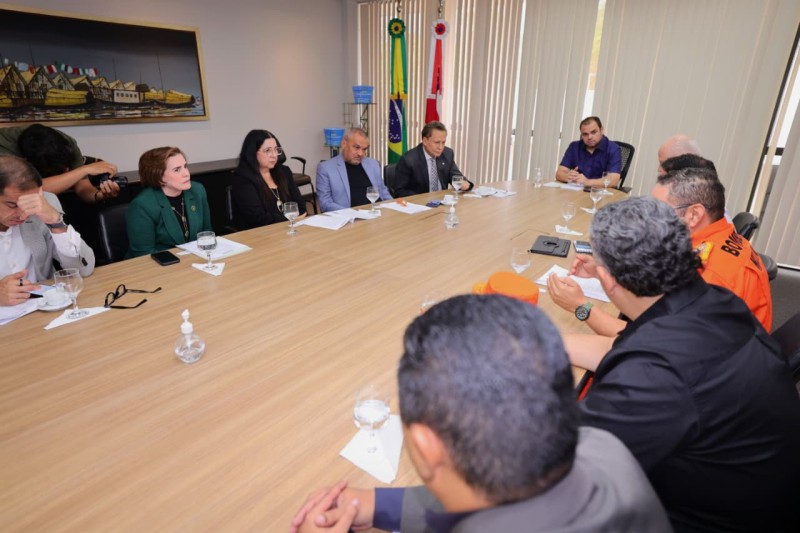 TCE-AM reforça ações contra queimadas e estiagem que afetam os 62 municípios do Amazonas